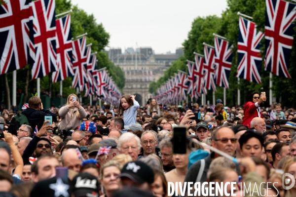 Jubilé de platine d Elisabeth II. Parade devant Buckingham palace.