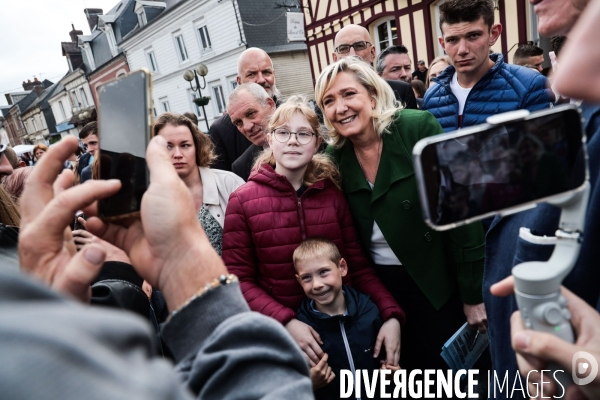 Marine le pen en seine maritime