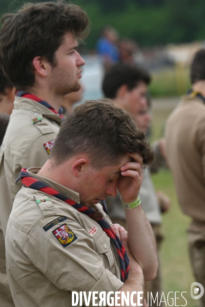 Messe de la Pentecôte des  Scouts Unitaires de France lors de leur rassemblement  à Chambord pour fêter les 50 ans du mouvement.