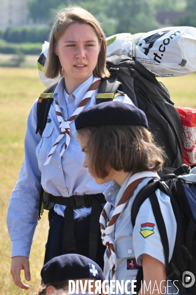 Rassemblement de 30 000 Scouts Unitaires de France à Chambord pour fêter les 50 ans du mouvement,