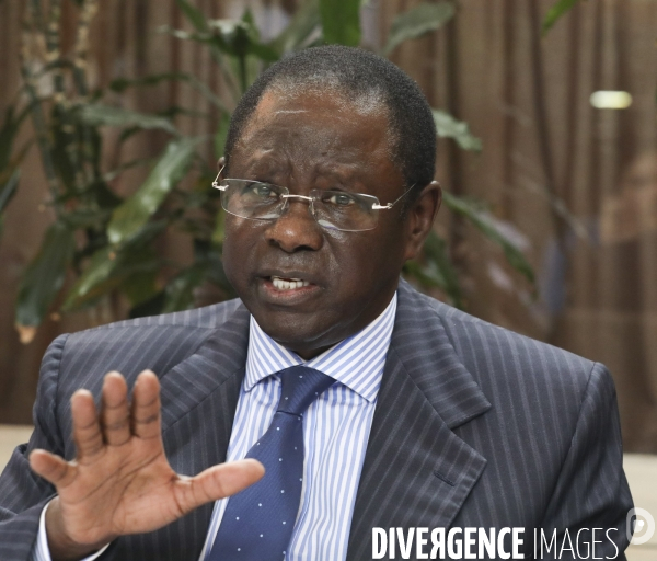 Pape diop homme politique et chef d entreprise senegalais