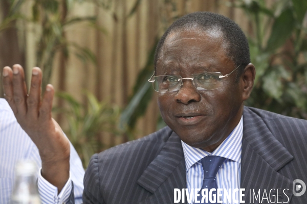 Pape diop homme politique et chef d entreprise senegalais