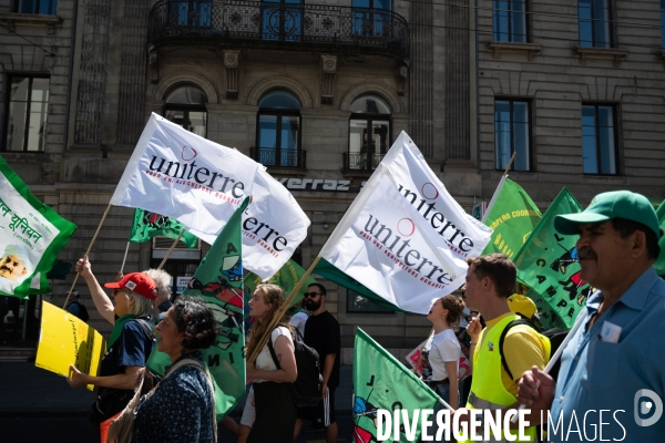 Manifestation contre l Organisation Mondiale du Commerce (OMC)