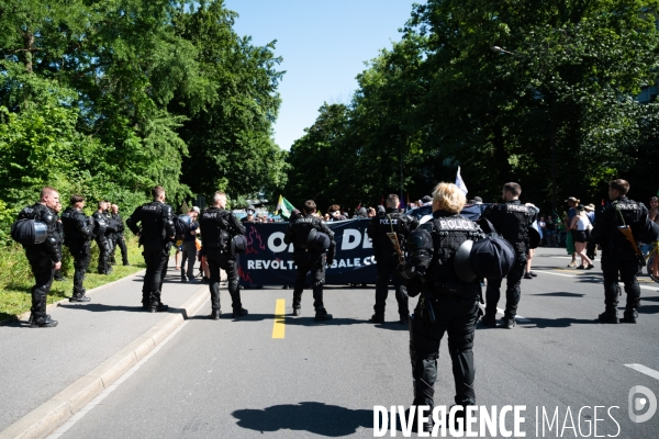 Manifestation contre l Organisation Mondiale du Commerce (OMC)