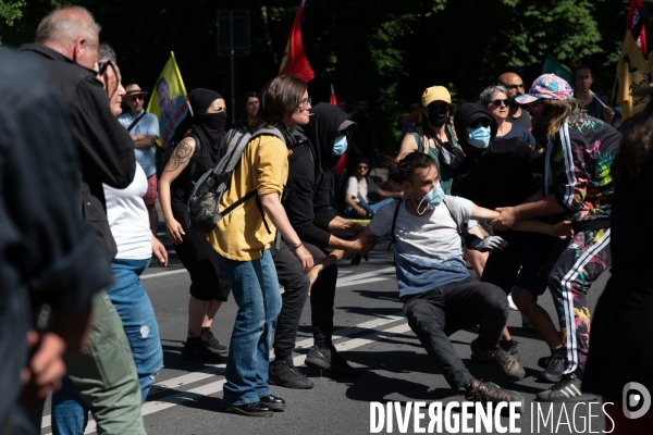 Manifestation contre l Organisation Mondiale du Commerce (OMC)