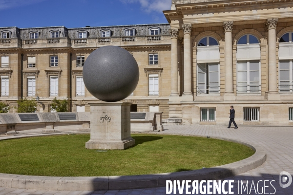 Assemblee Nationale , attente des nouveaux députés