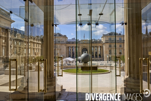 Assemblee Nationale , attente des nouveaux députés