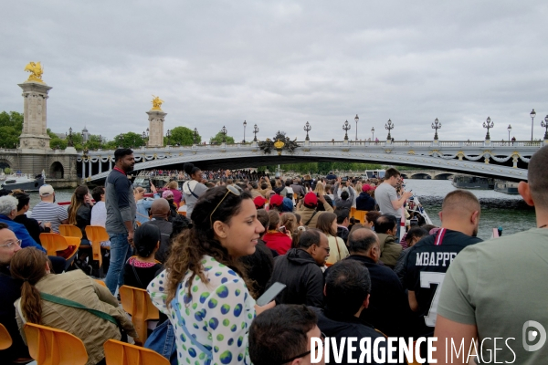 Bateau mouche à Paris