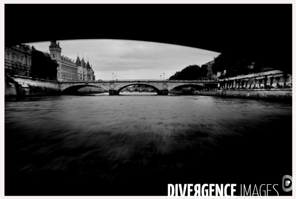 Bateau mouche à Paris