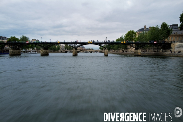 Bateau mouche à Paris