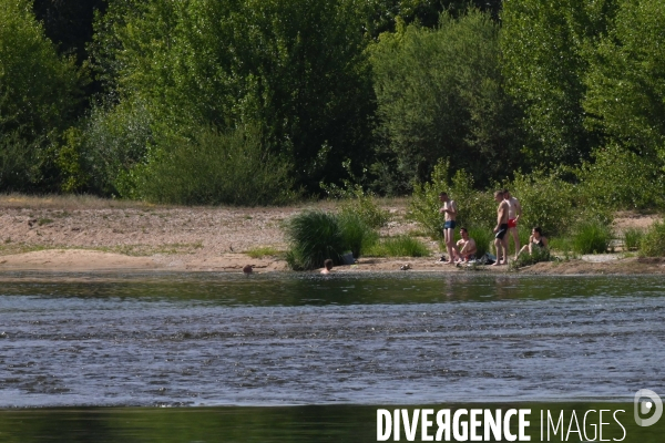 Canicule sur les bords de Loire à Amboise