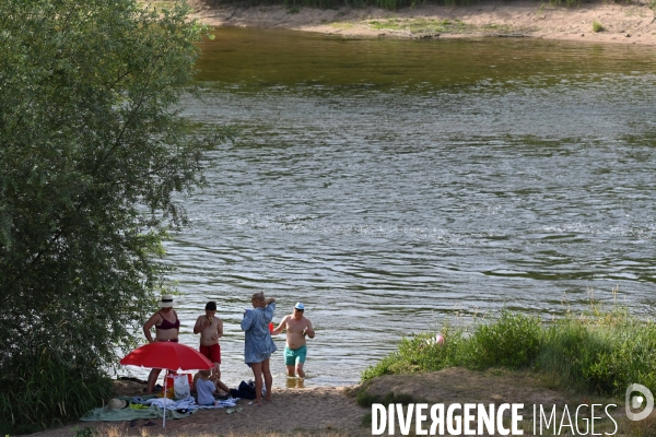 Canicule sur les bords de Loire à Amboise