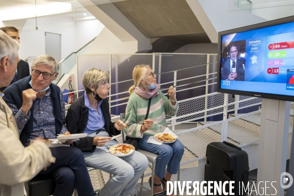 Soirée électorale du 2d tour des législatives chez Les Républicains.