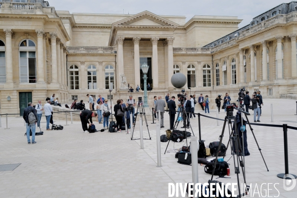 Assemblée nationale entrée des nouveaux députés