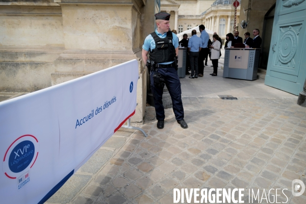 Assemblée nationale entrée des nouveaux députés