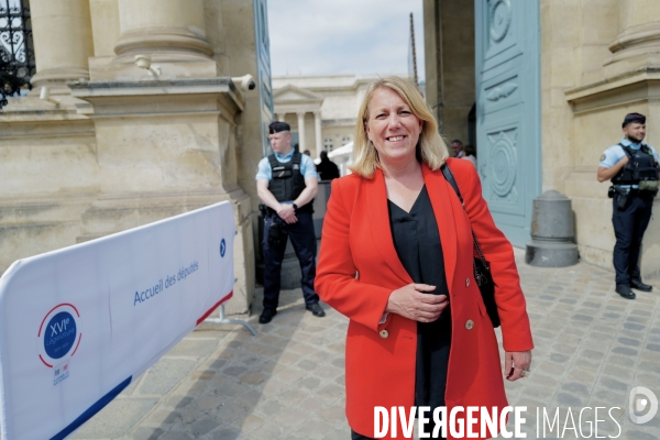 Assemblée nationale entrée des nouveaux députés