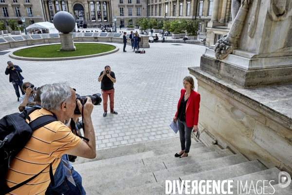 Assemblee Nationale Arrivées des nouveaux deputes