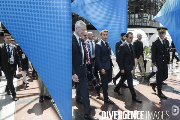 Legislatives : Emmanuel Macron visite le salon Eurosatory