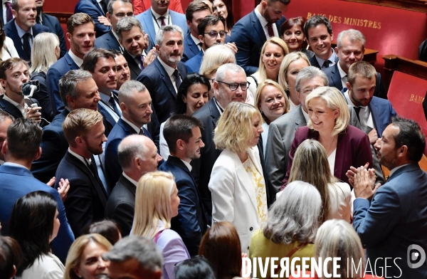 Assemblée nationale entrée des nouveaux députés RN