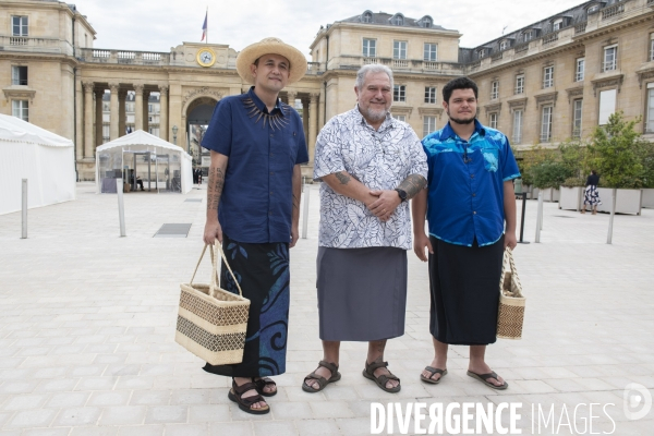 Accueil des députés à l assemblée nationale