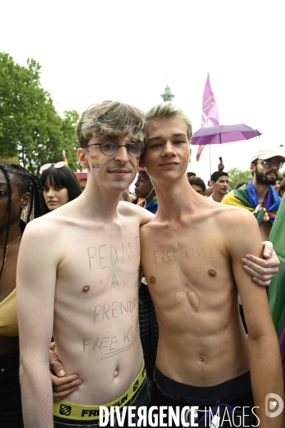 Gay pride 2022, la Marche des fiertés. Portraits