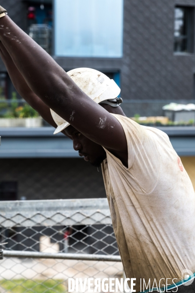 Chantier de construction d un complexe sportif