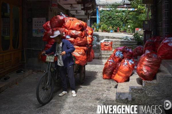 Lijiang, capitale du peuple Naxi et du surtourisme en Chine.