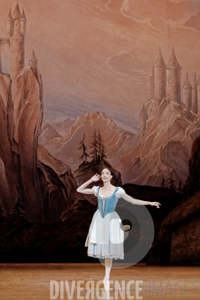 Giselle / Jean Coralli, Jules Perrot / Ballet de l Opéra national de Paris