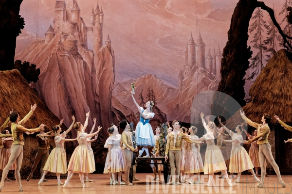 Giselle / Jean Coralli, Jules Perrot / Ballet de l Opéra national de Paris