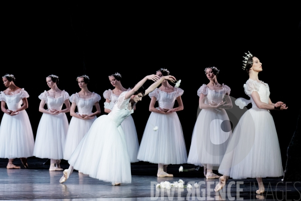 Giselle / Jean Coralli, Jules Perrot / Ballet de l Opéra national de Paris