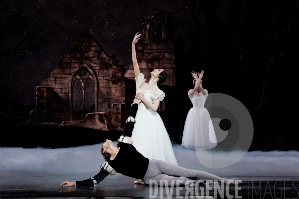 Giselle / Jean Coralli, Jules Perrot / Ballet de l Opéra national de Paris