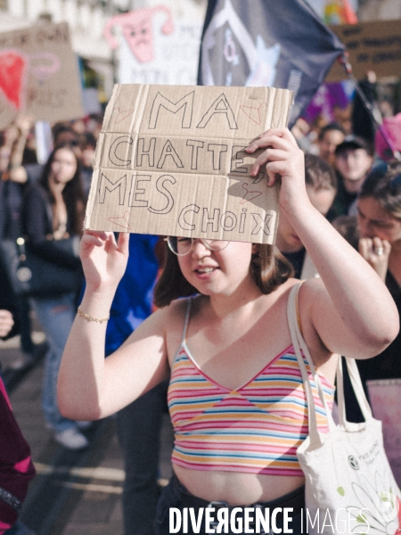 Rassemblement pour la défense du droit à l IVG