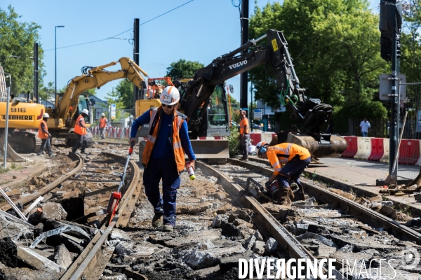 Travaux de voie ferrée de tramway