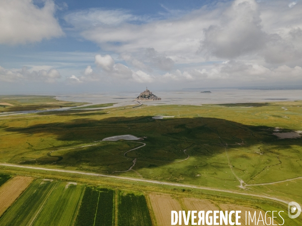 Cyclotourisme vue d un drone