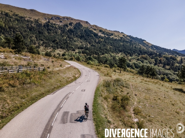 Cyclotourisme vue d un drone