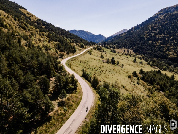 Cyclotourisme vue d un drone