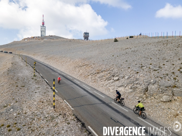 Cyclotourisme vue d un drone