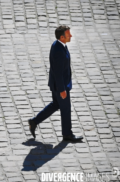 Emmanuel Macron / Prise d armes à l Hôtel national des Invalides