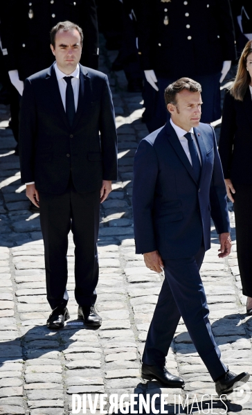 Emmanuel Macron / Prise d armes à l Hôtel national des Invalides