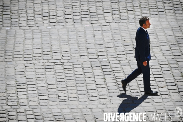 Emmanuel Macron / Prise d armes à l Hôtel national des Invalides