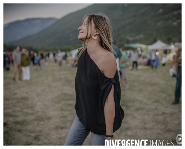 Le long de la Transbasse alpine Digne Nice ( le festival )