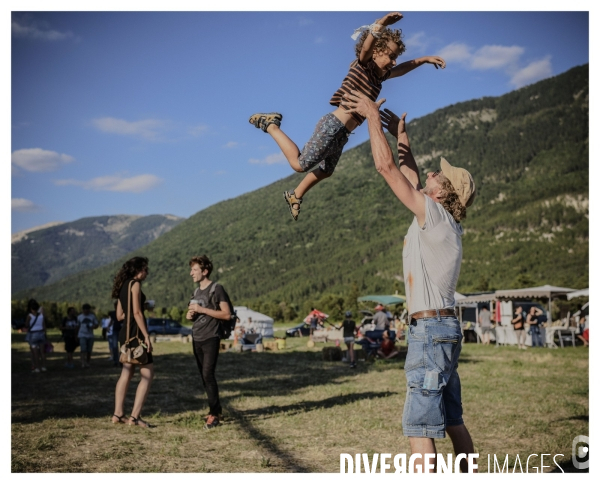 Le long de la Transbasse alpine Digne Nice ( le festival )