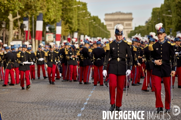 Défilé du 14 juillet sur les Champs Elysées