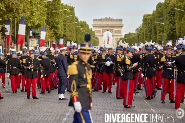Défilé du 14 juillet sur les Champs Elysées