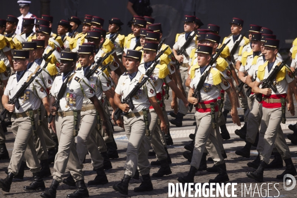 Défilé du 14 juillet sur les Champs Elysées