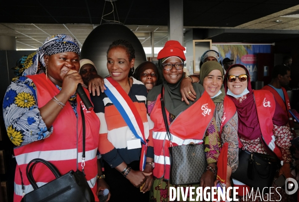 Rassemblement des salariés de chez louvre hotels