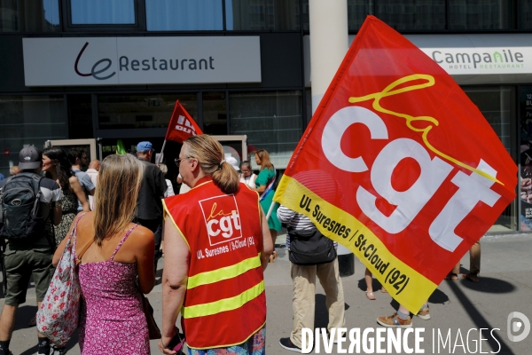 Rassemblement des salariés de chez louvre hotels