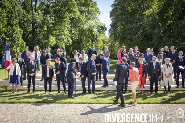 Premier Conseil des ministres Borne II et photo du gouvernement