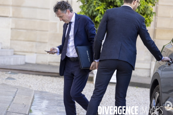 Premier Conseil des ministres Borne II et photo du gouvernement