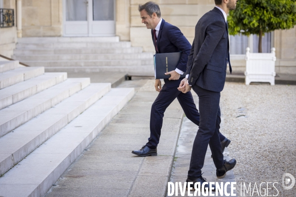 Premier Conseil des ministres Borne II et photo du gouvernement